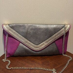 Steve Madden  Clutch Crossbody bag Vegan Leather Raspberry steel & gold metallic